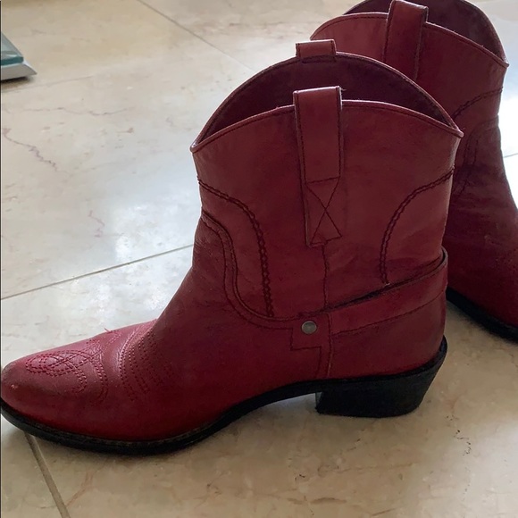 Red Cowboy Boots - Picture 4 of 5